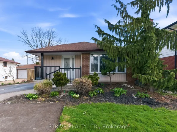 711 Central Park Blvd N, Oshawa, ON L1G 6A8