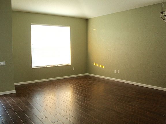 Living room/ dining room combo