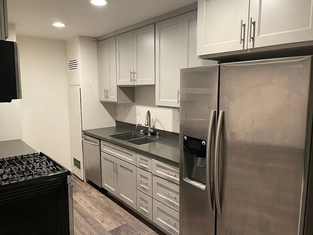 1 bed, 550 sqft, $2,300 — Photo 1