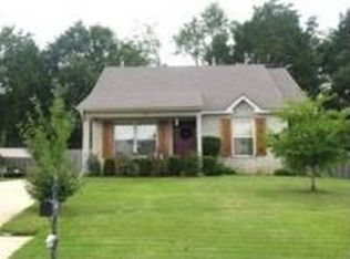 515 Oakland Hills Dr, Oakland, TN 38060