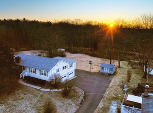 620 West St, Ludlow, MA 01056