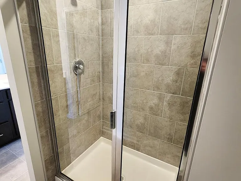 2431 Kasota Ln — Photo 37
