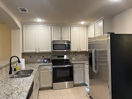 333 Phoebe Dr Photo 1