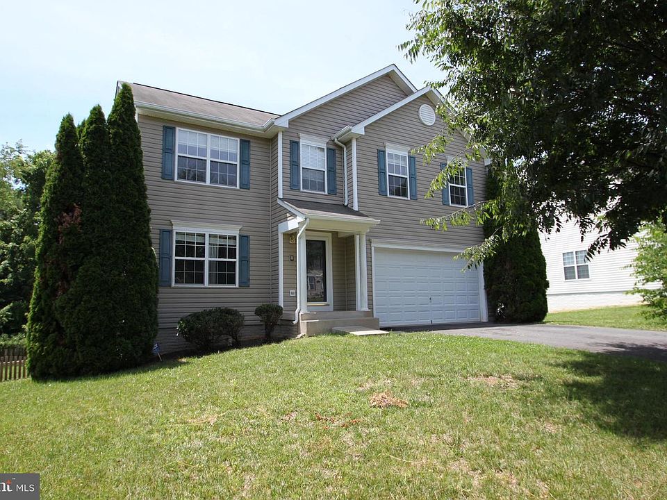 1st image of 735 Holly Crest Dr