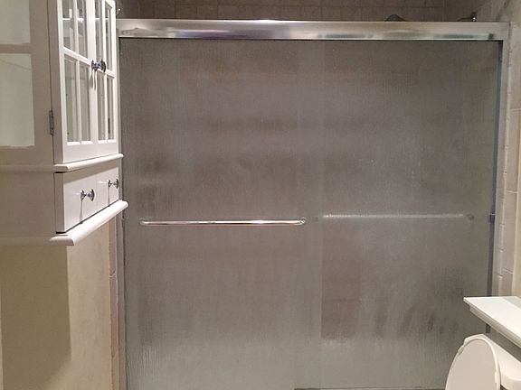 4th image of 4730 Noyes St APT 407