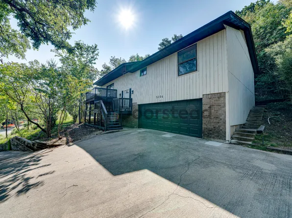 5204 Blue Valley Ct, Fort Worth, TX 76112