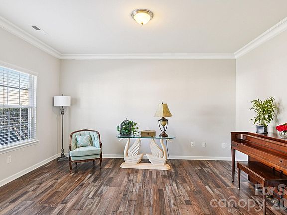 5th image of 10229 Highland Creek Cir