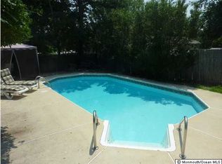 829 Neptune Ave, Beachwood, NJ 08722
