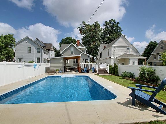 3rd image of 1632 Kentucky St