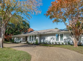 7137 Lakehurst Ave, Dallas, TX 75230