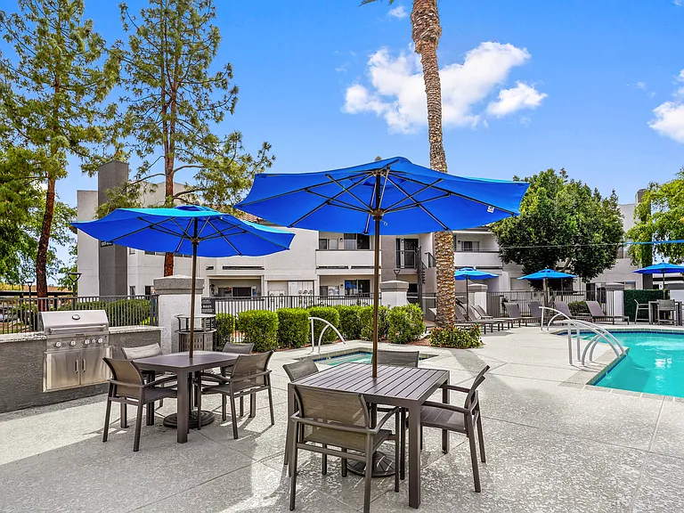 Allegro Apartments — Photo 16