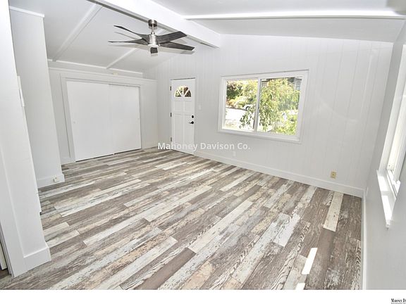 5th image of 241 Keokuk St