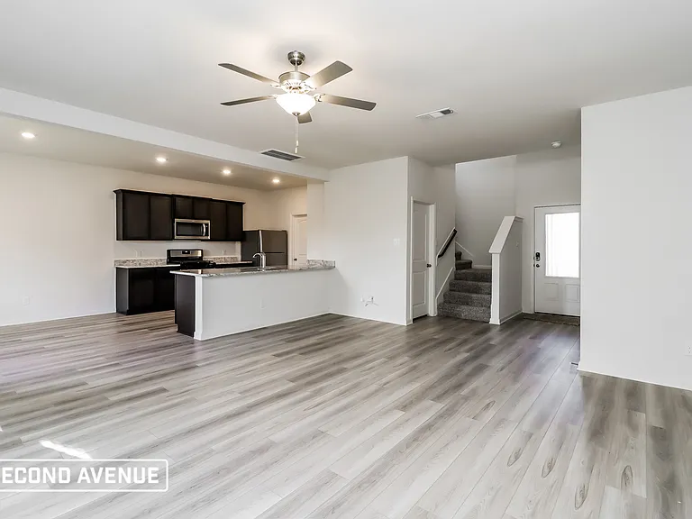 335 Condie Russell Ave — Photo 7