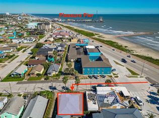2415 31st St, Galveston, TX 77550