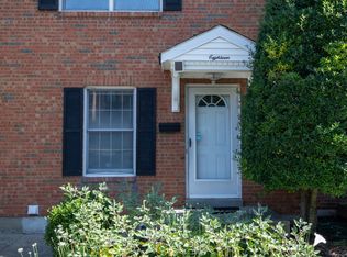 18 Gardiner Ct, Louisville, KY 40205