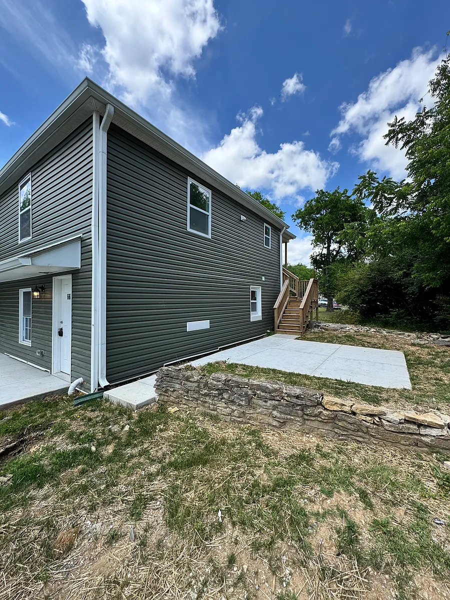 Building Photo - 663 Franklin Ave #A