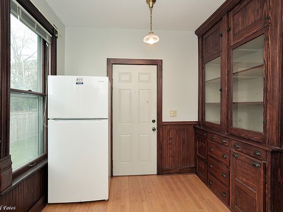 4th image of 11120 S Church St APT 1