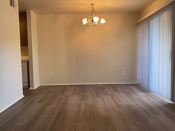 ad_photos_dining_room_8_11032025