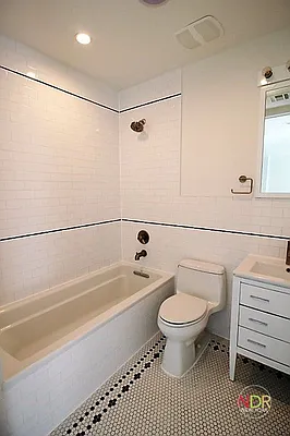 Rented by Next Door Realty NYC | media 31