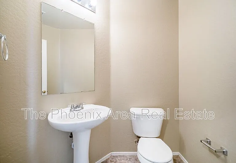 45992 W Dutchman Dr — Photo 26