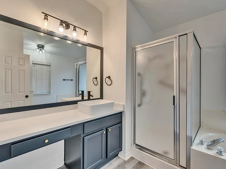 3438 Flowstone Ln — Photo 23