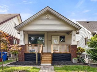1129 Janette Ave, Windsor, ON N9A 5A6