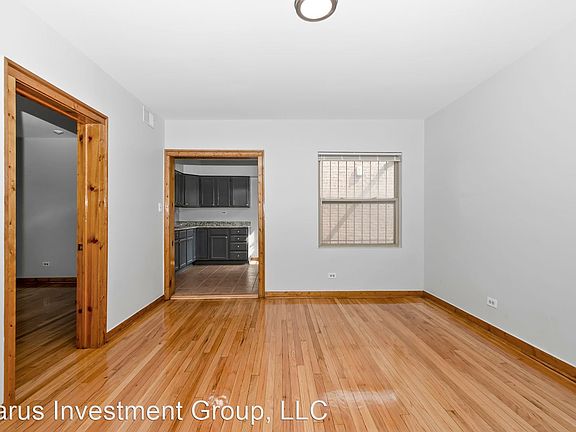 5th image of 6101 S Whipple St #2