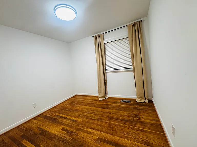 1216 W Leigh St — Photo 14