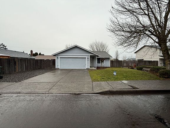 2nd image of 15210 NE 50th St