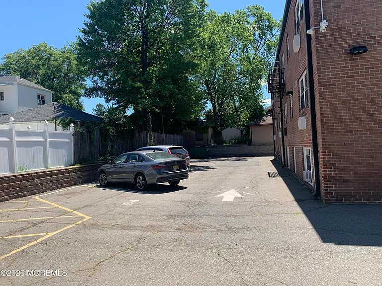 5 Charles St #4B — Photo 14