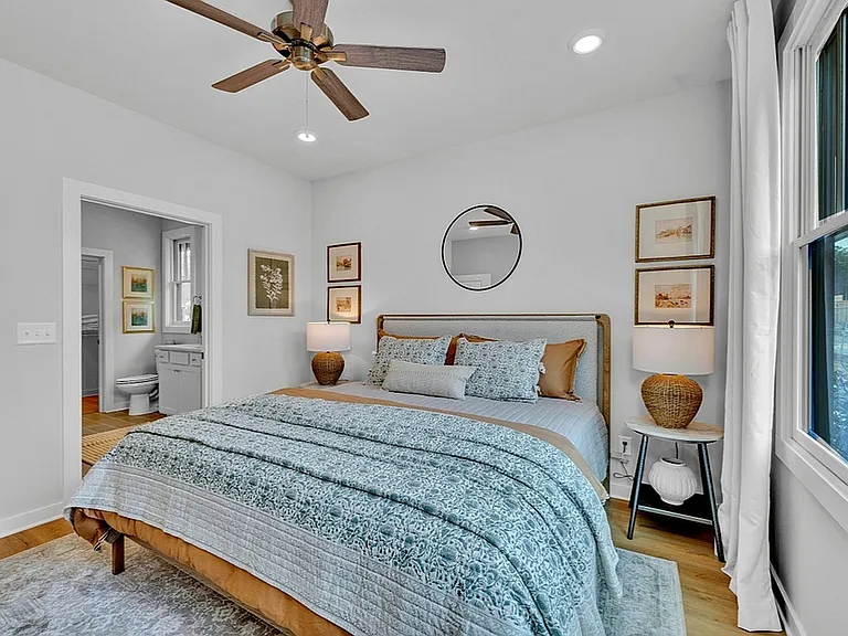 Model Bedroom