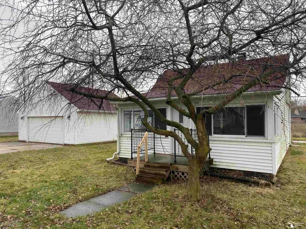 3254 Erie Shore Dr, Monroe, MI 48162