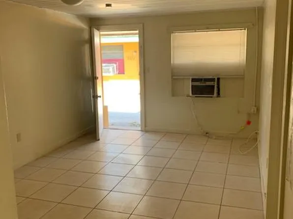 3314 Jeffcott St, Fort Myers, FL 33916