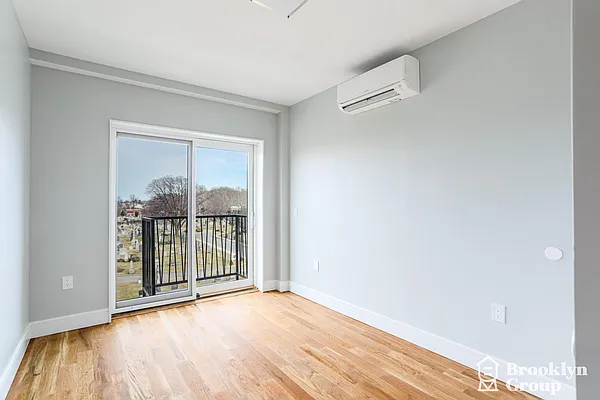 Rented by Brooklyn Group | media 7