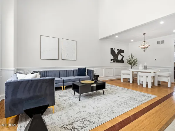 893 Lakehurst Avenue, Jackson, NJ 08527