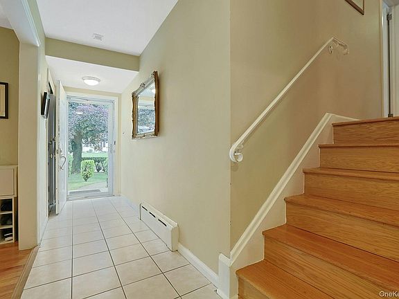 4th image of 7 Stewart Place