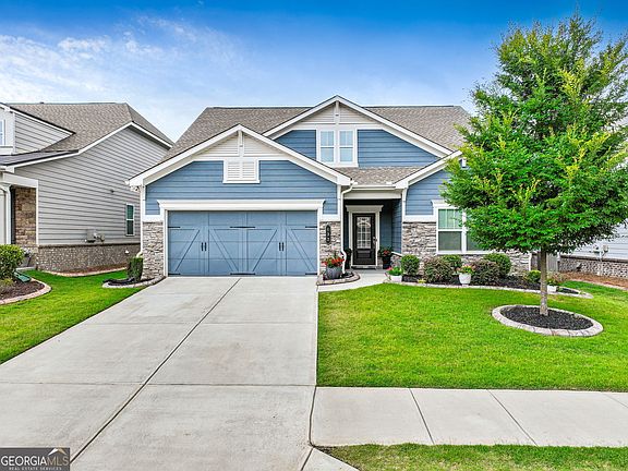 2nd image of 532 Barlow Pl