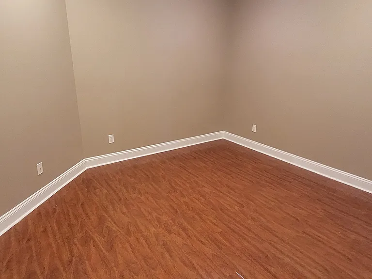 DEN