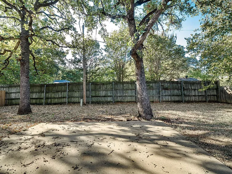 8113 Starnes Rd — Photo 25