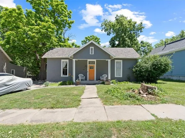 153 S Jewell St, Liberty, MO 64068