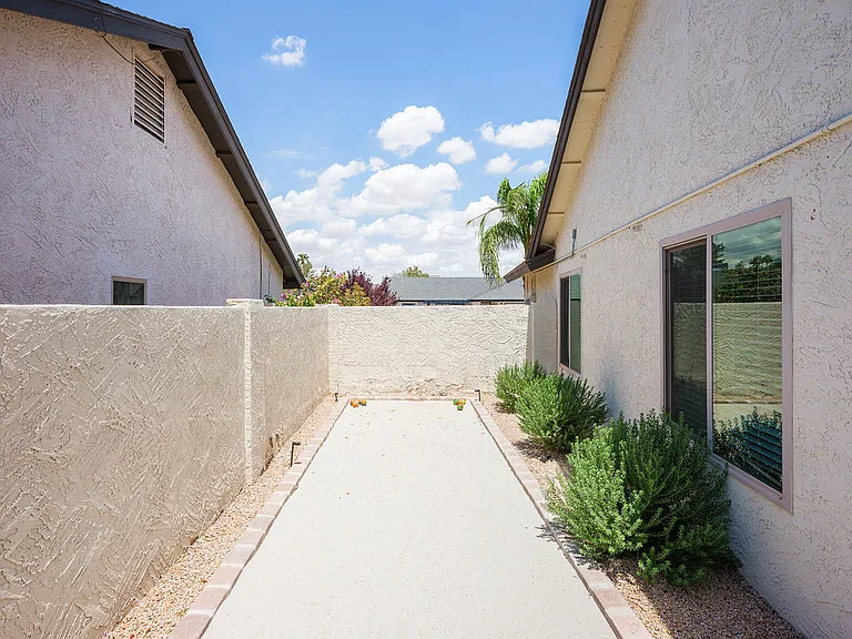 6839 E Kelton Ln — Photo 43