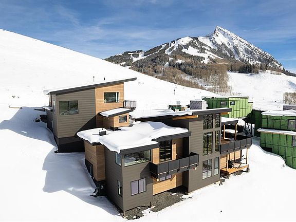 2nd image of 63 Cinnamon Mountain Road