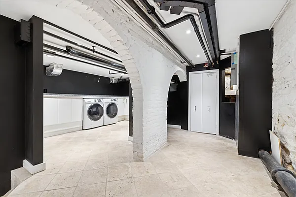 Sold by Corcoran | media 20