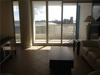 2nd image of 1717 N Bayshore Dr APT 1133