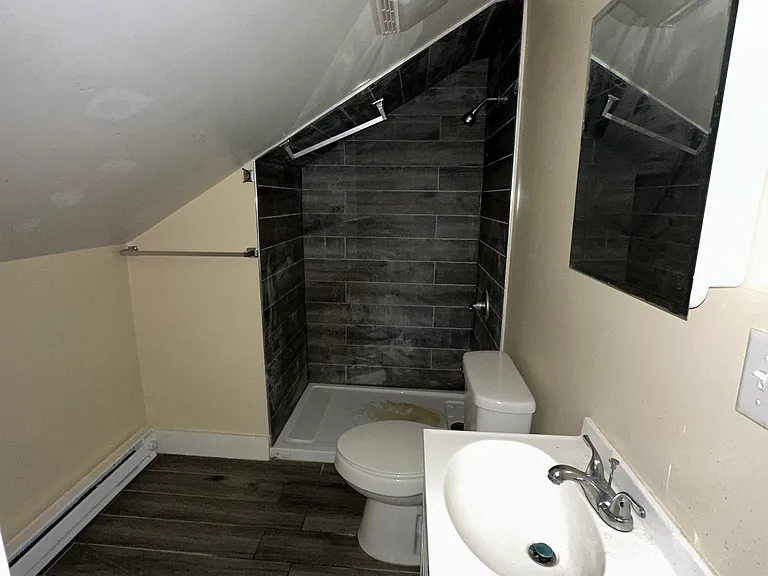 133 Hobart St #2B — Photo 13