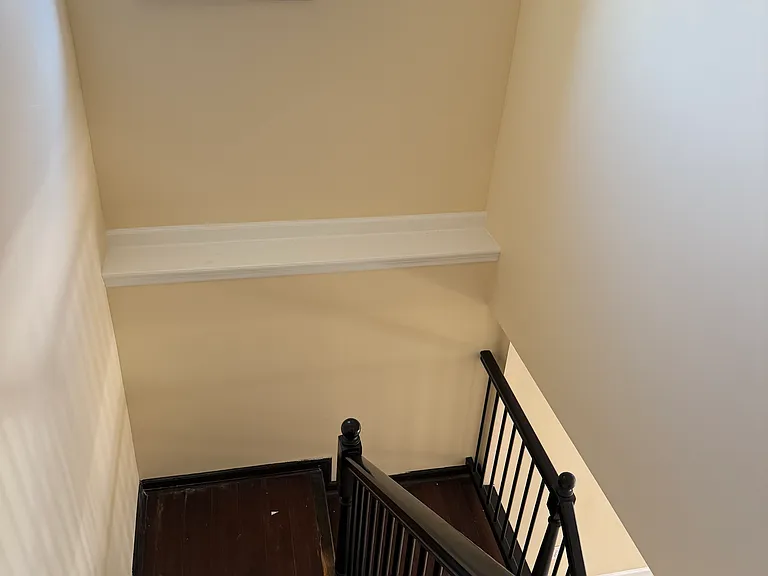 183 Thorne St — Photo 7