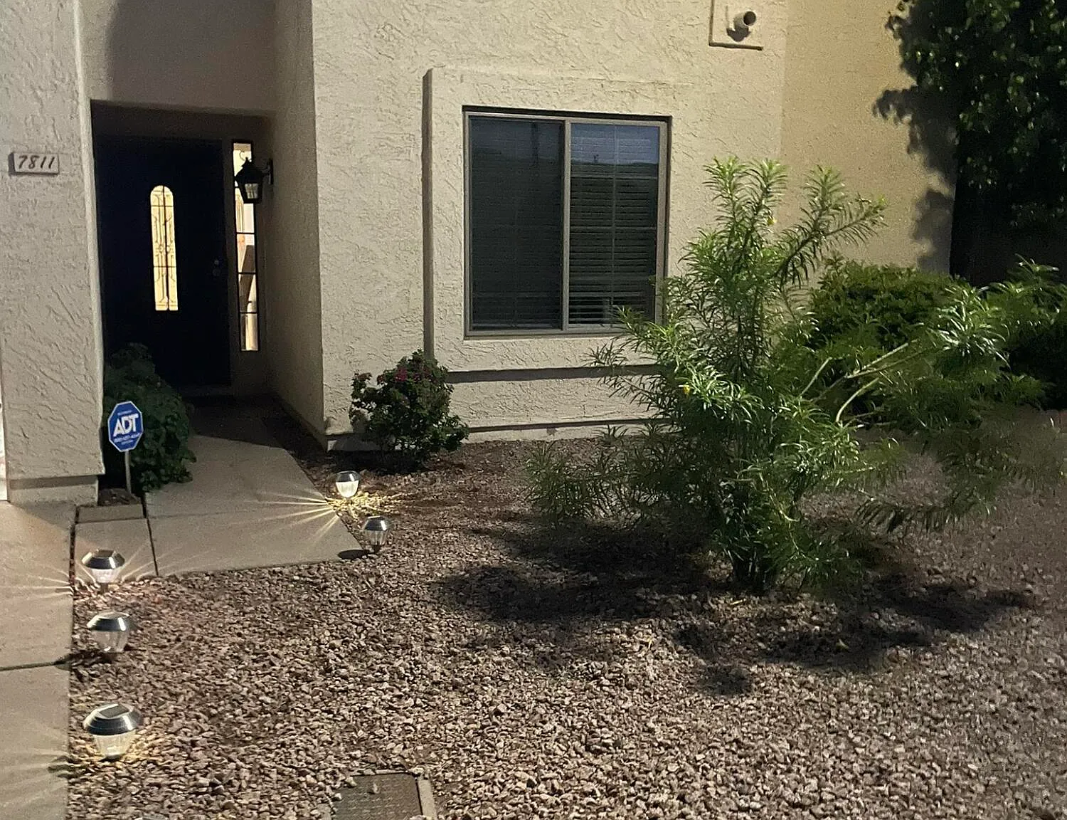 2 bed, 1.5 bath, 916 sqft, $2,100 — Photo 4