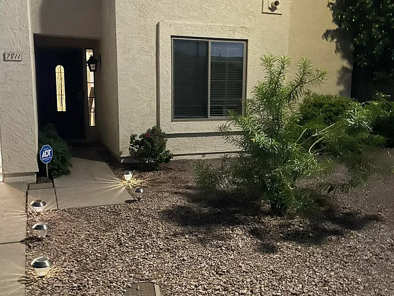 7811 E Park View Dr — Photo 4