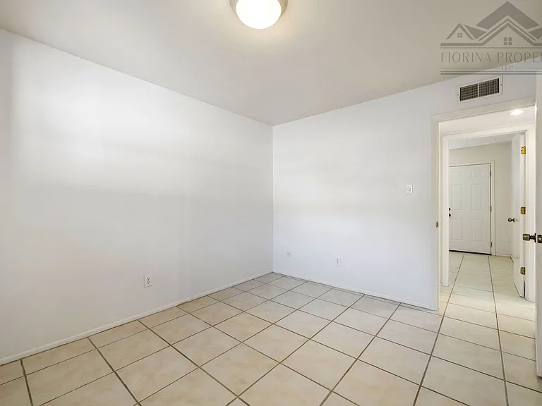 516 Hillside Ave #A — Photo 16