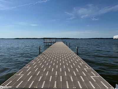 4641 N Shore Dr, Clear Lake, IA, 50428